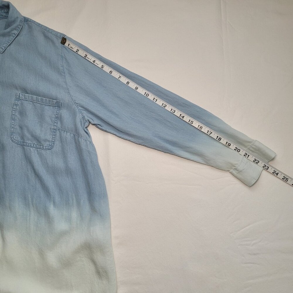 J.Jill Womens Button-Down Tunic Shirt Denim Ombre Blue White Chambray Coastal - Picture 11 of 12
